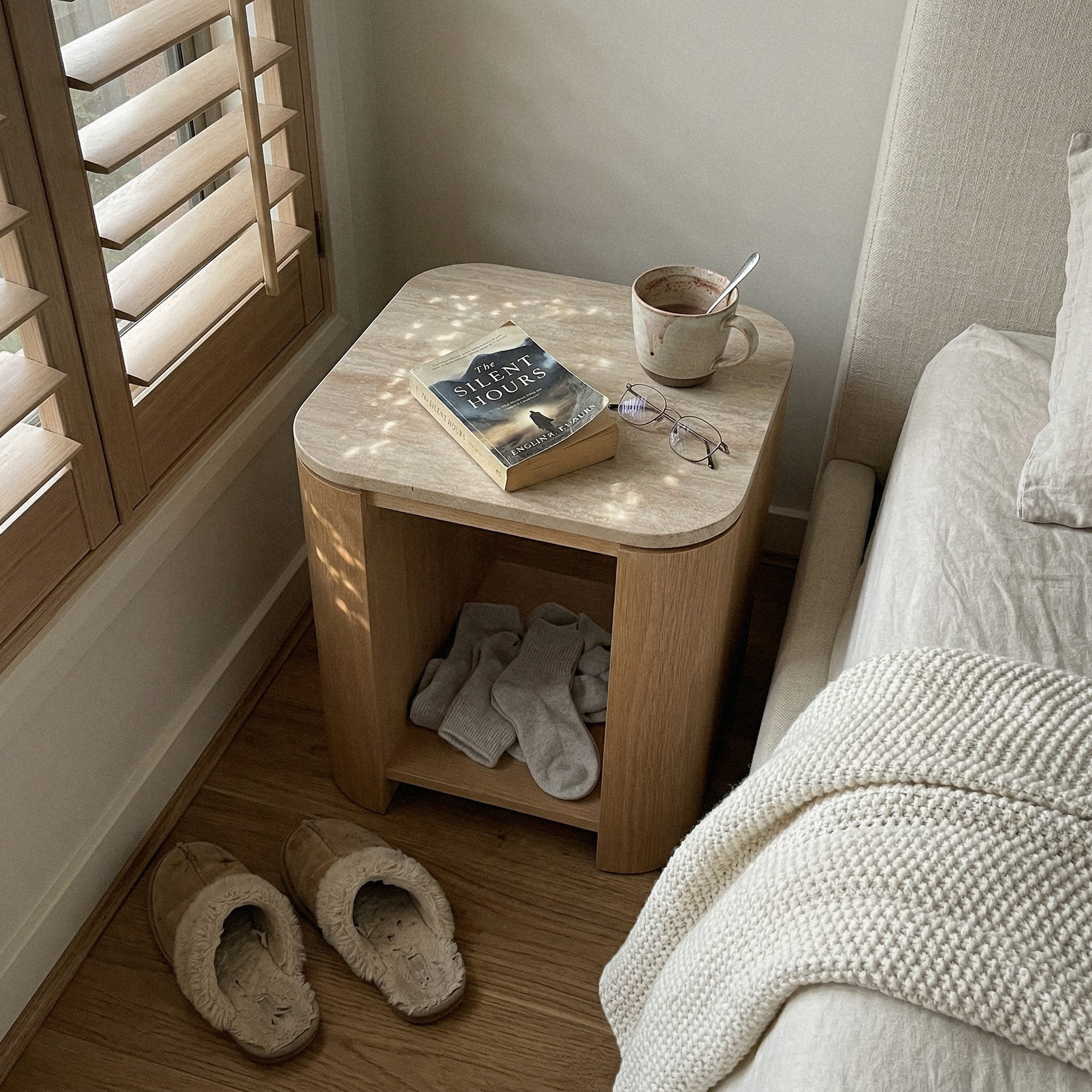 Ovelo Side Table Oak wood with travertine top