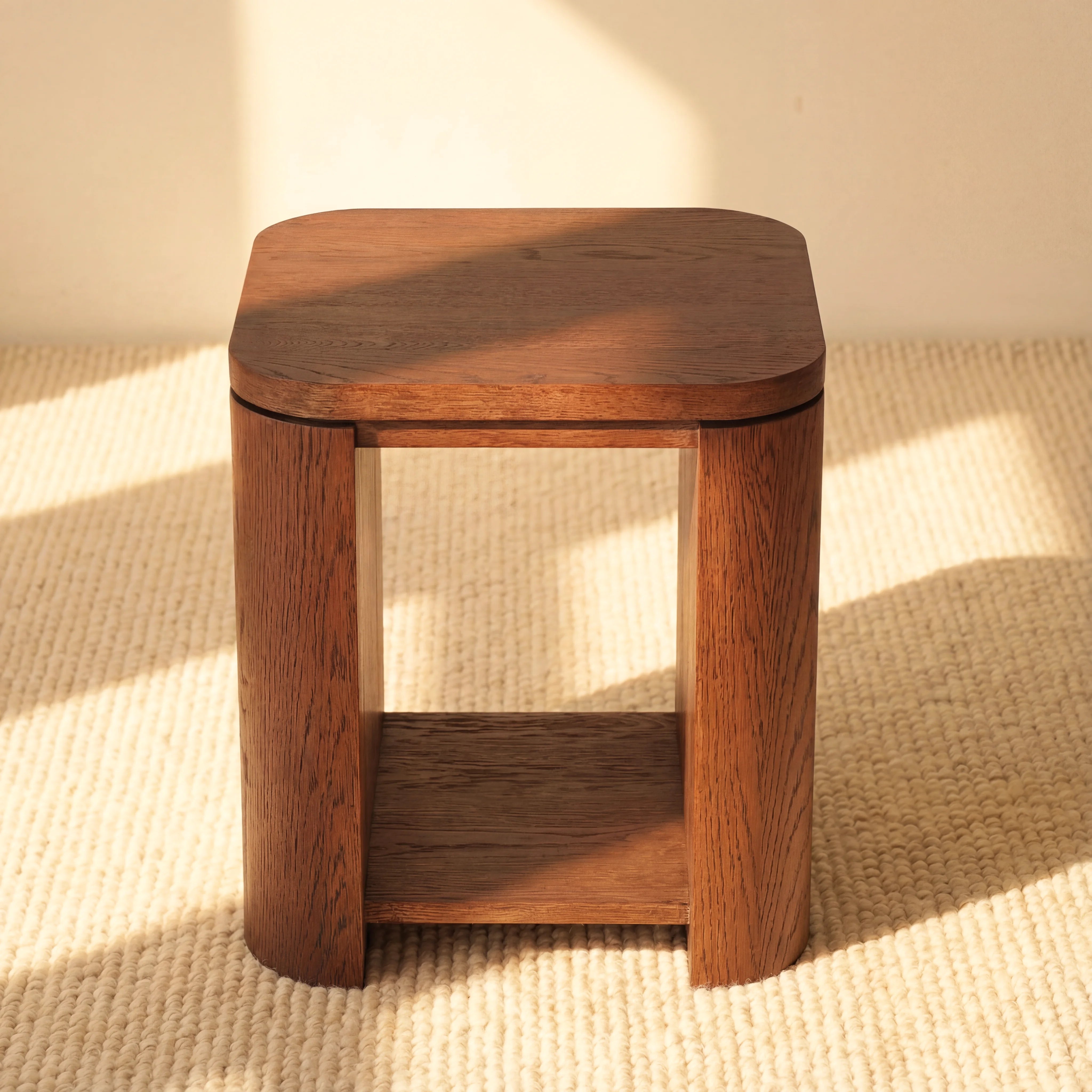 Ovelo Side Table All-oak construction