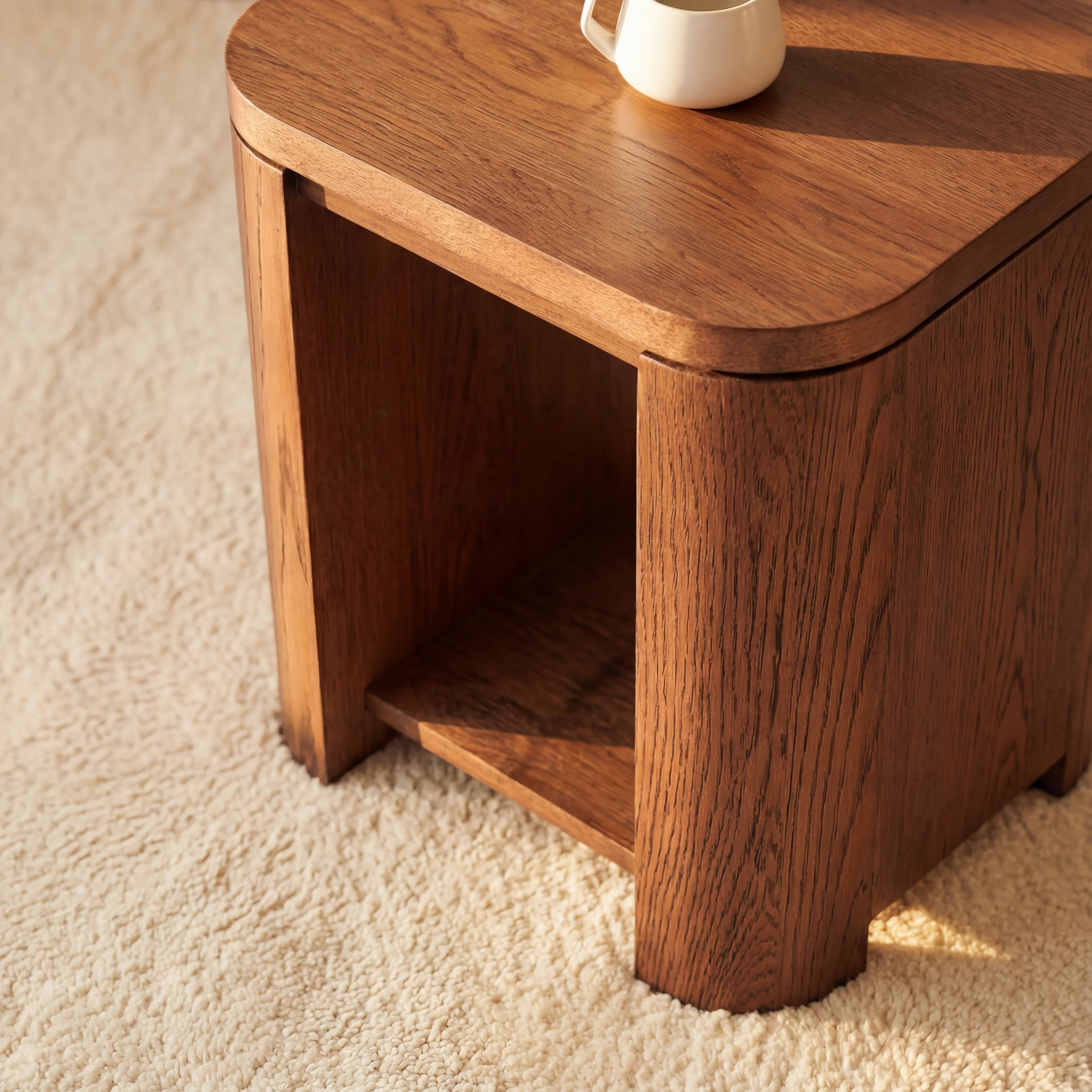 Ovelo Side Table All-oak construction
