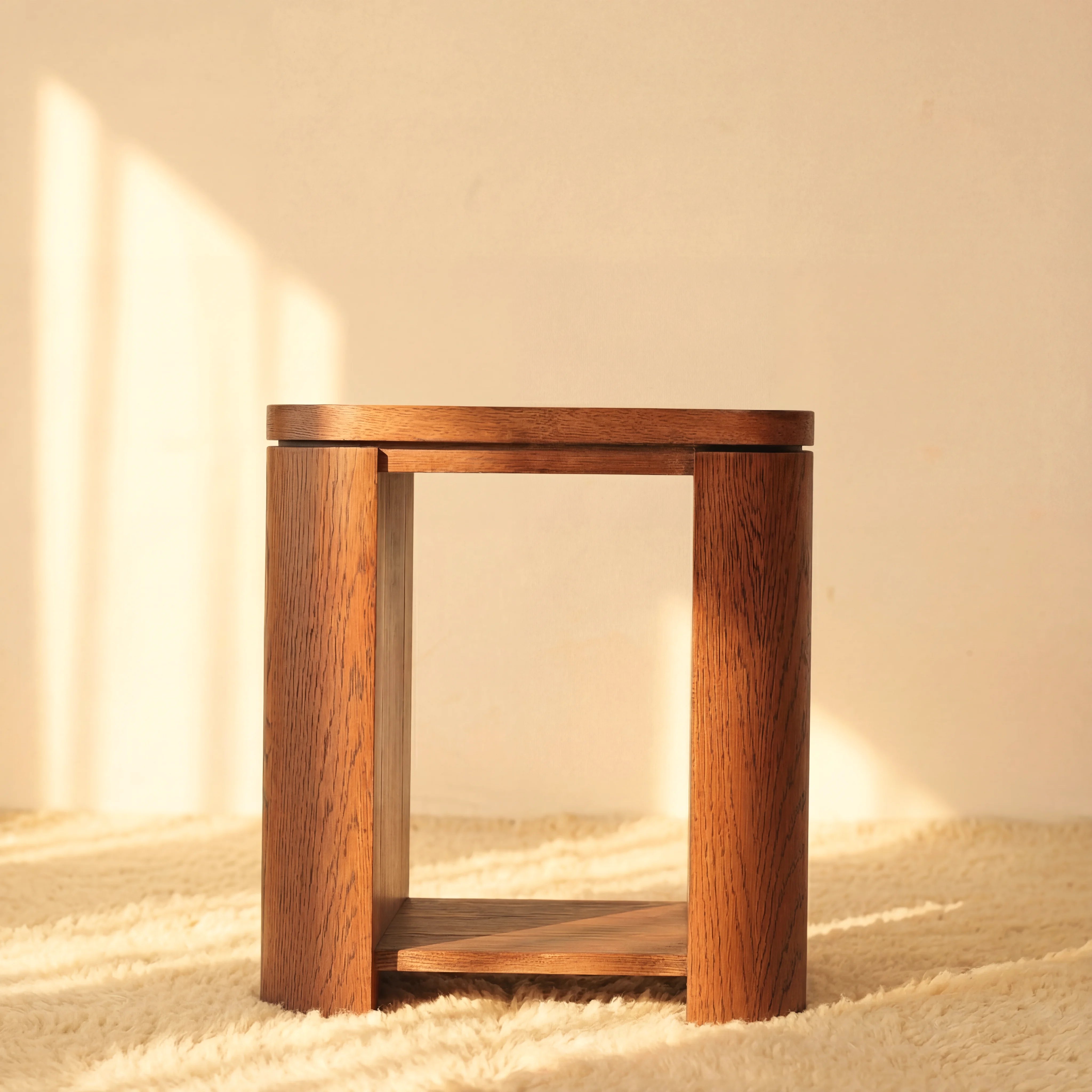 Ovelo Side Table All-oak construction