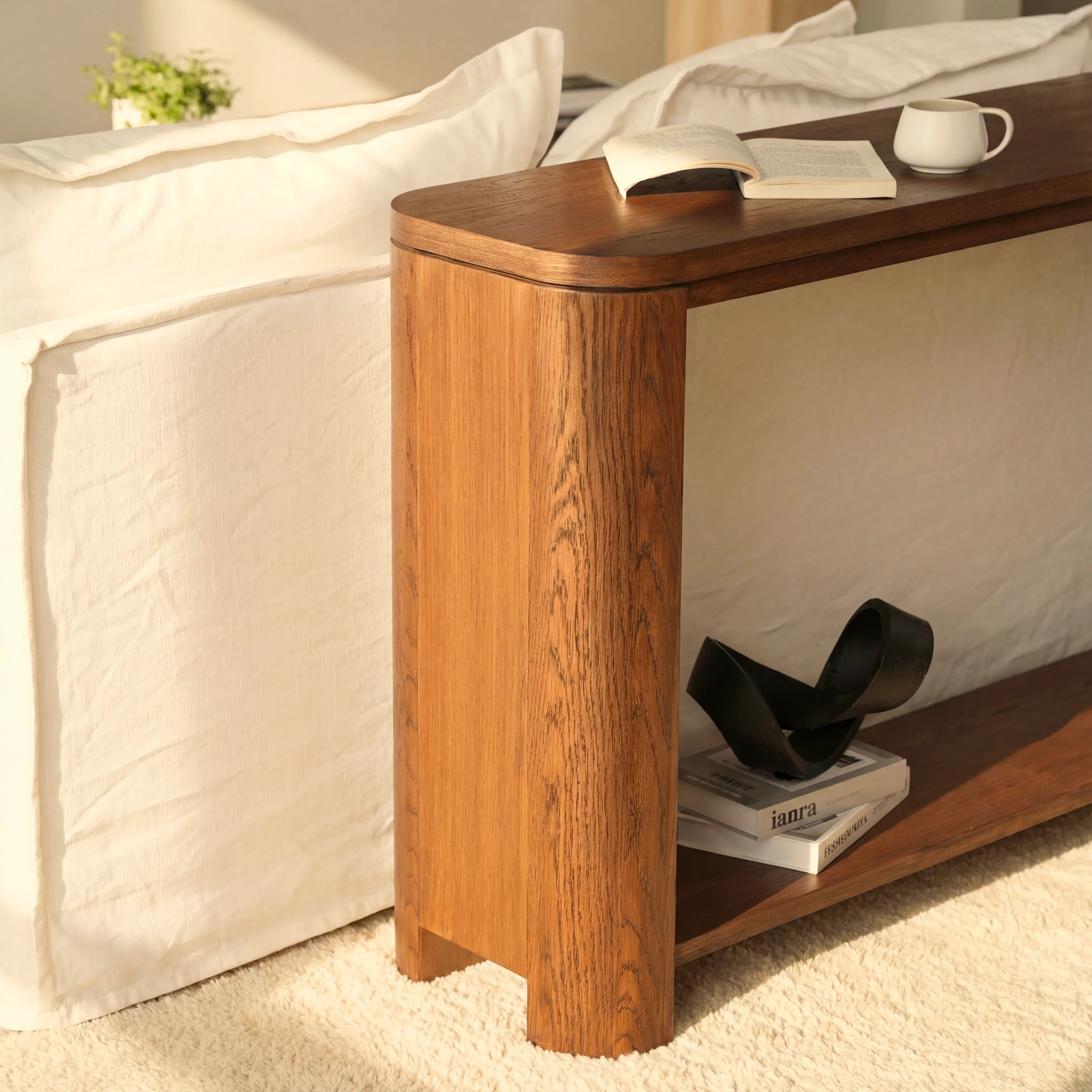 Ovelo Console Table All-oak construction